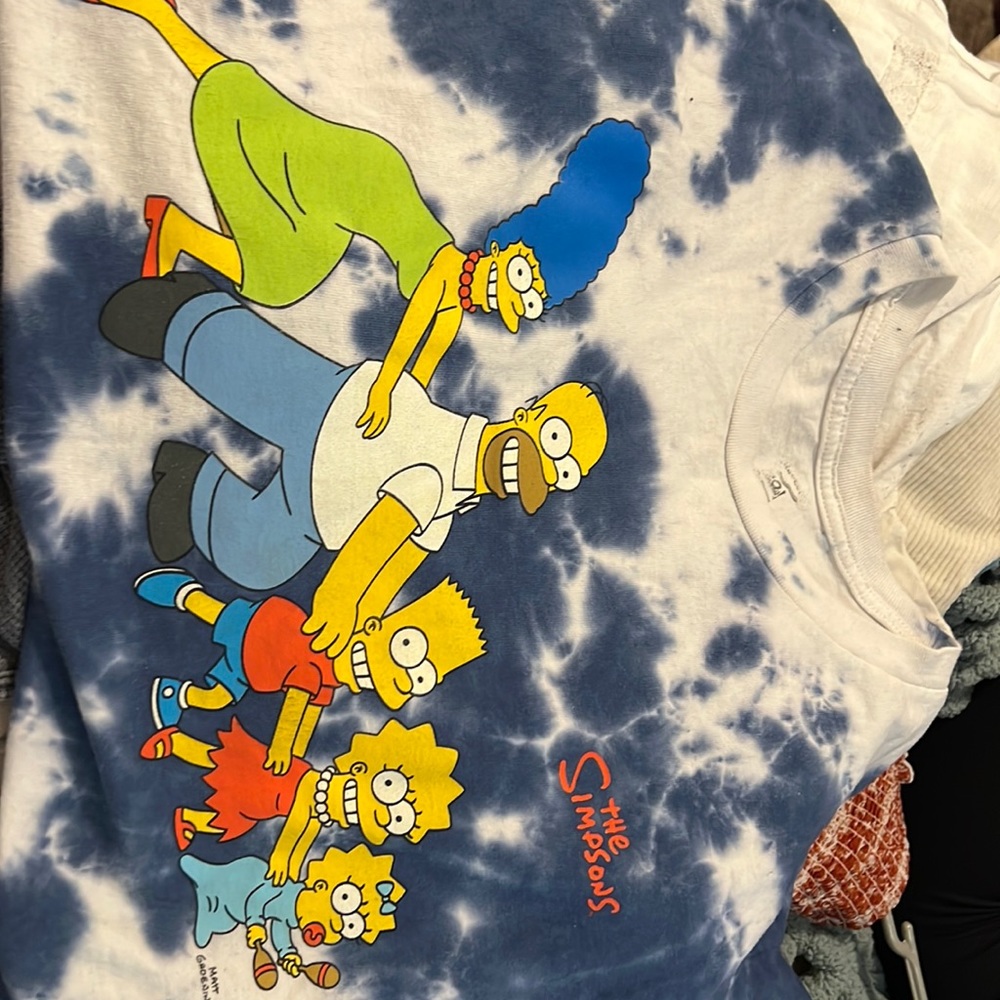 Means Large Simpsons shirt
